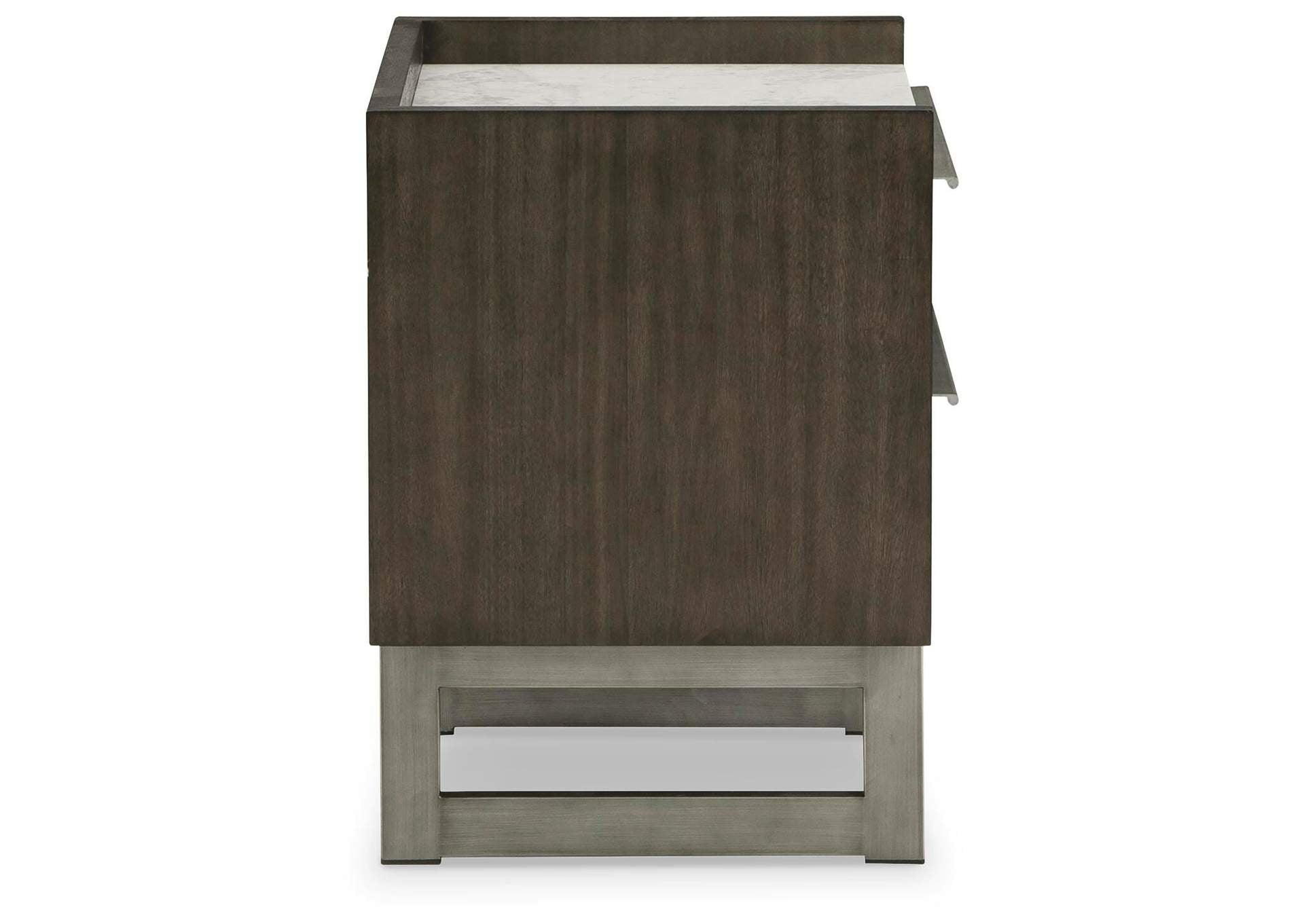 Arkenton King Panel Bed with Mirrored Dresser and 2 Nightstands side view
