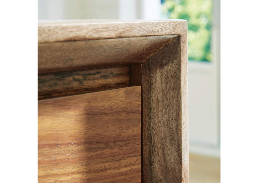 Dressonni California King Panel Bed with Mirrored Dresser detail