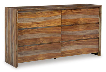 Dressonni Dresser in Brown, closed view