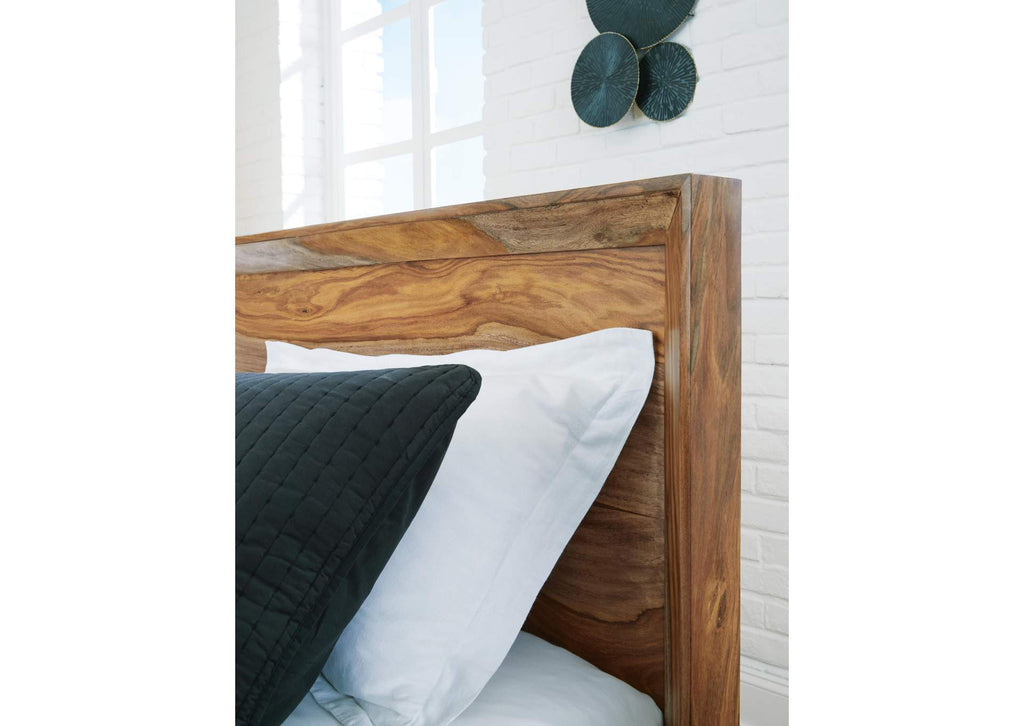 Dressonni King Panel Bed with Mirrored Dresser detail
