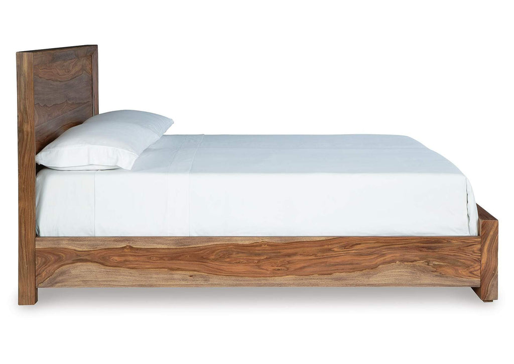 Dressonni King Panel Bed with Mirrored Dresser side view