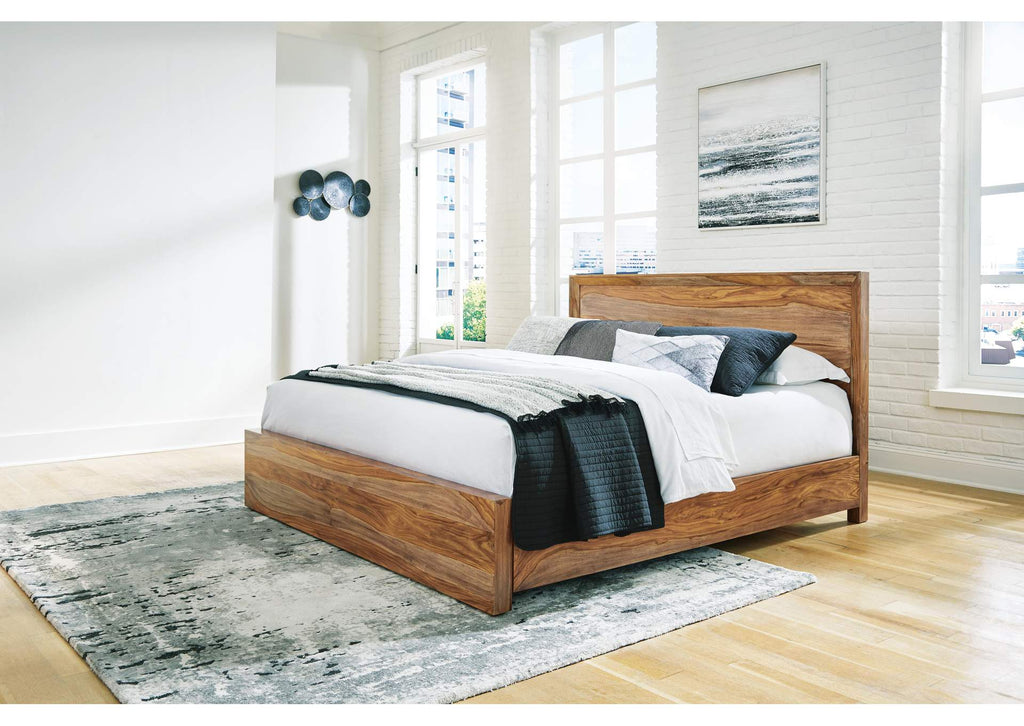 Dressonni King Panel Bed with Mirrored Dresser