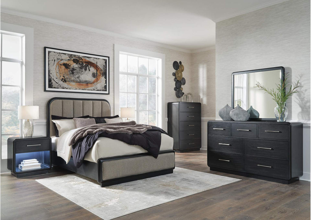 Rowanbeck Queen Upholstered Panel Bed