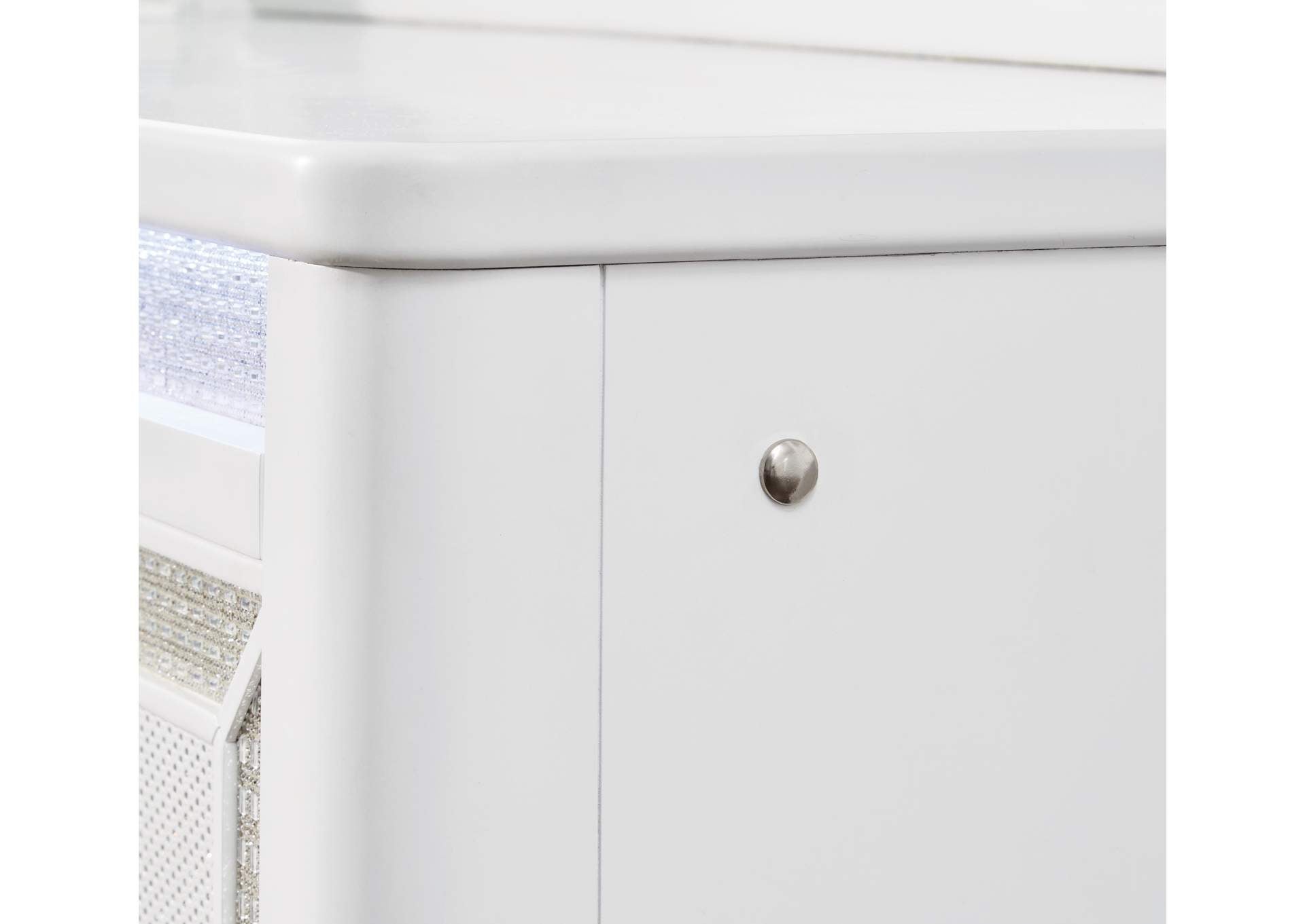 Chalanna Queen Upholstered Storage Bed with Mirrored Dresser