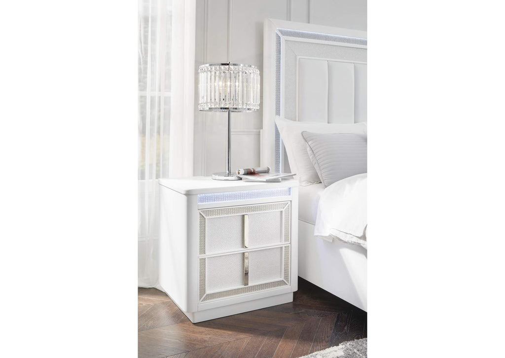 Chalanna Queen Upholstered Storage Bed, Dresser, Mirror and 2 Nightstands