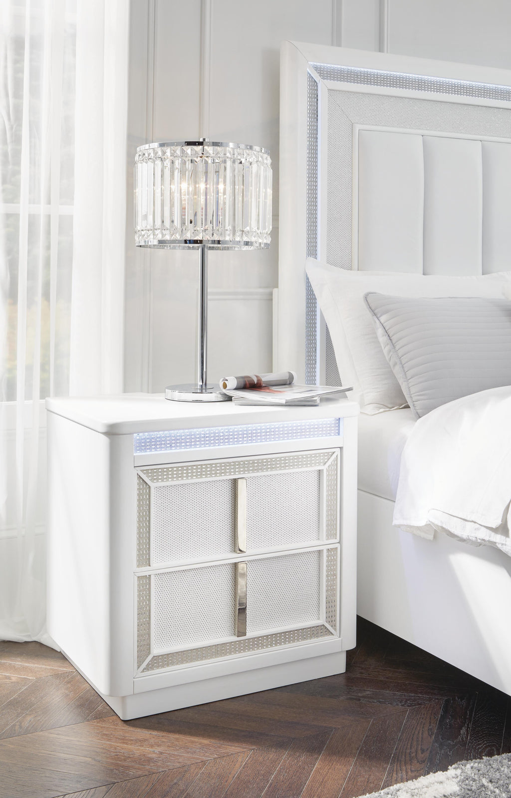Chalanna Nightstand in White, alternate view 3