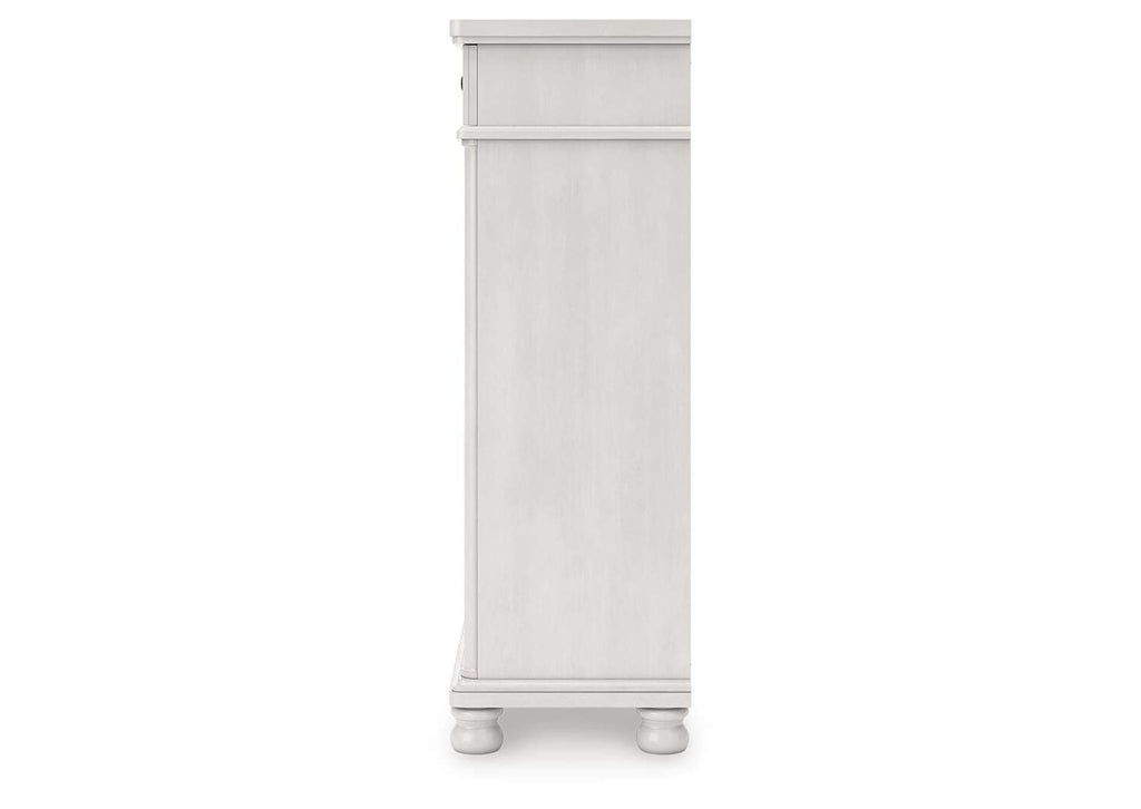 Chadworth King Poster Bed, Dresser and Chest side view