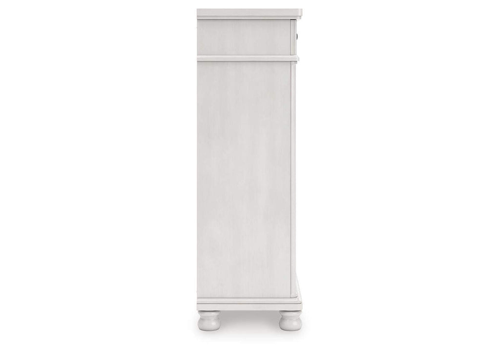 Chadworth Queen Poster Bed, Dresser and Chest side view