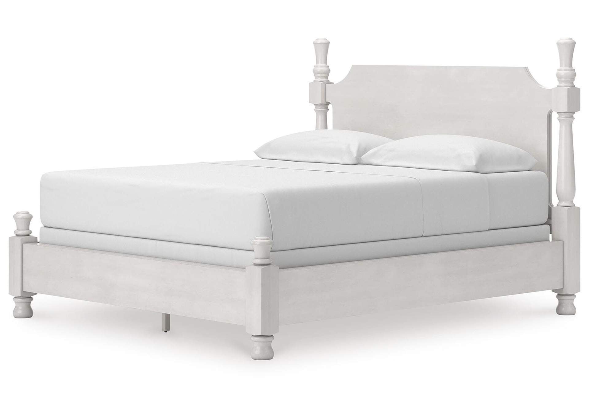 Chadworth California King Poster Bed, Dresser and Chest angled view