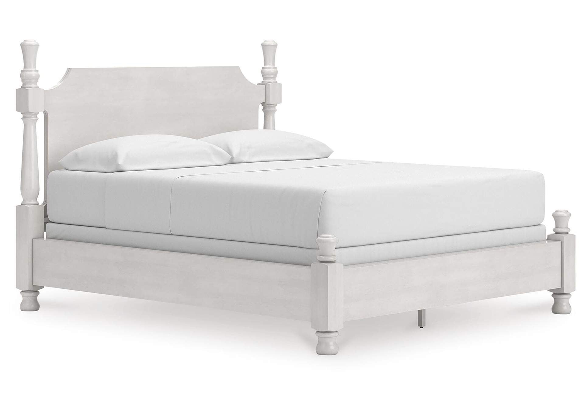 Chadworth California King Poster Bed, Dresser and Chest angled view