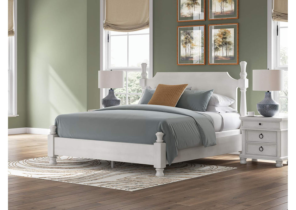 Chadworth King Poster Bed, Dresser and Mirror