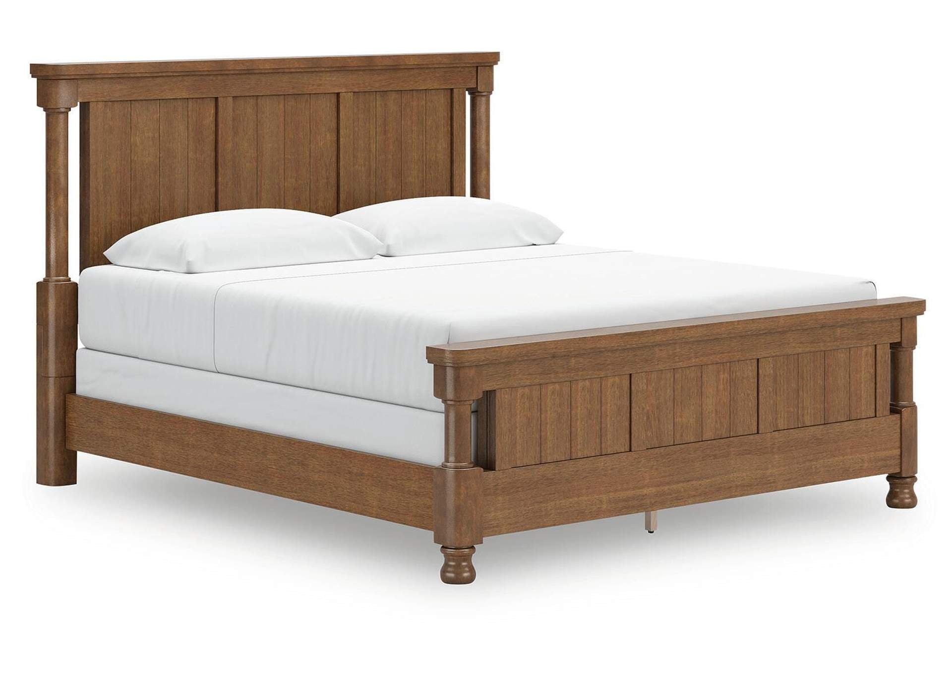 Chadworth California King Poster Bed with Dresser and Nightstand angled view