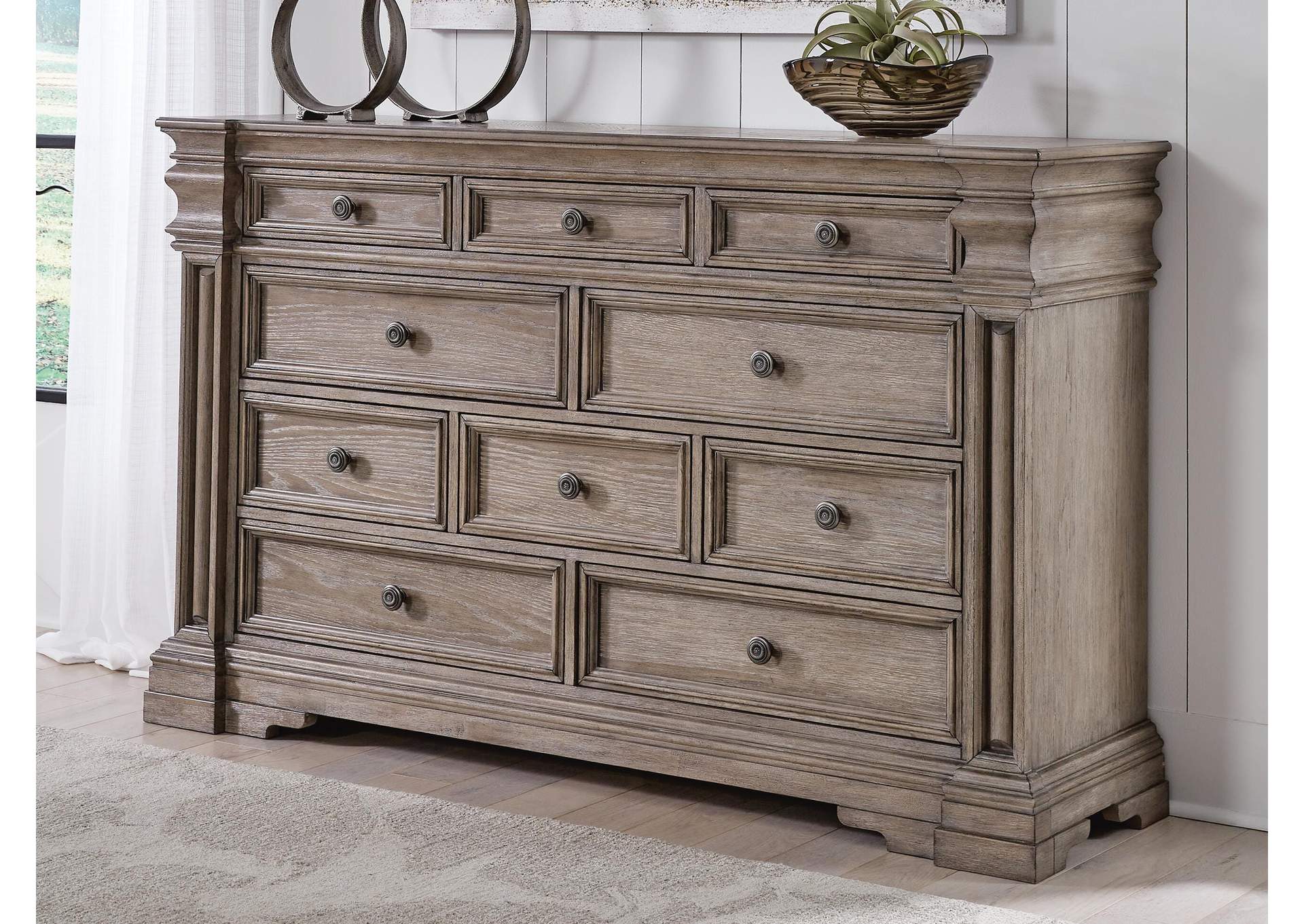 Blairhurst King Panel Bed, Dresser and 2 Nightstands