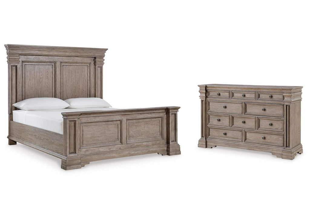 Blairhurst King Panel Bed with Dresser
