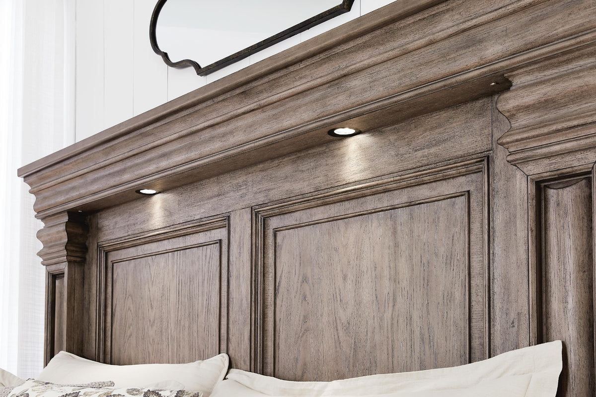 Blairhurst California King Panel Bed in Light Grayish Brown, detail view