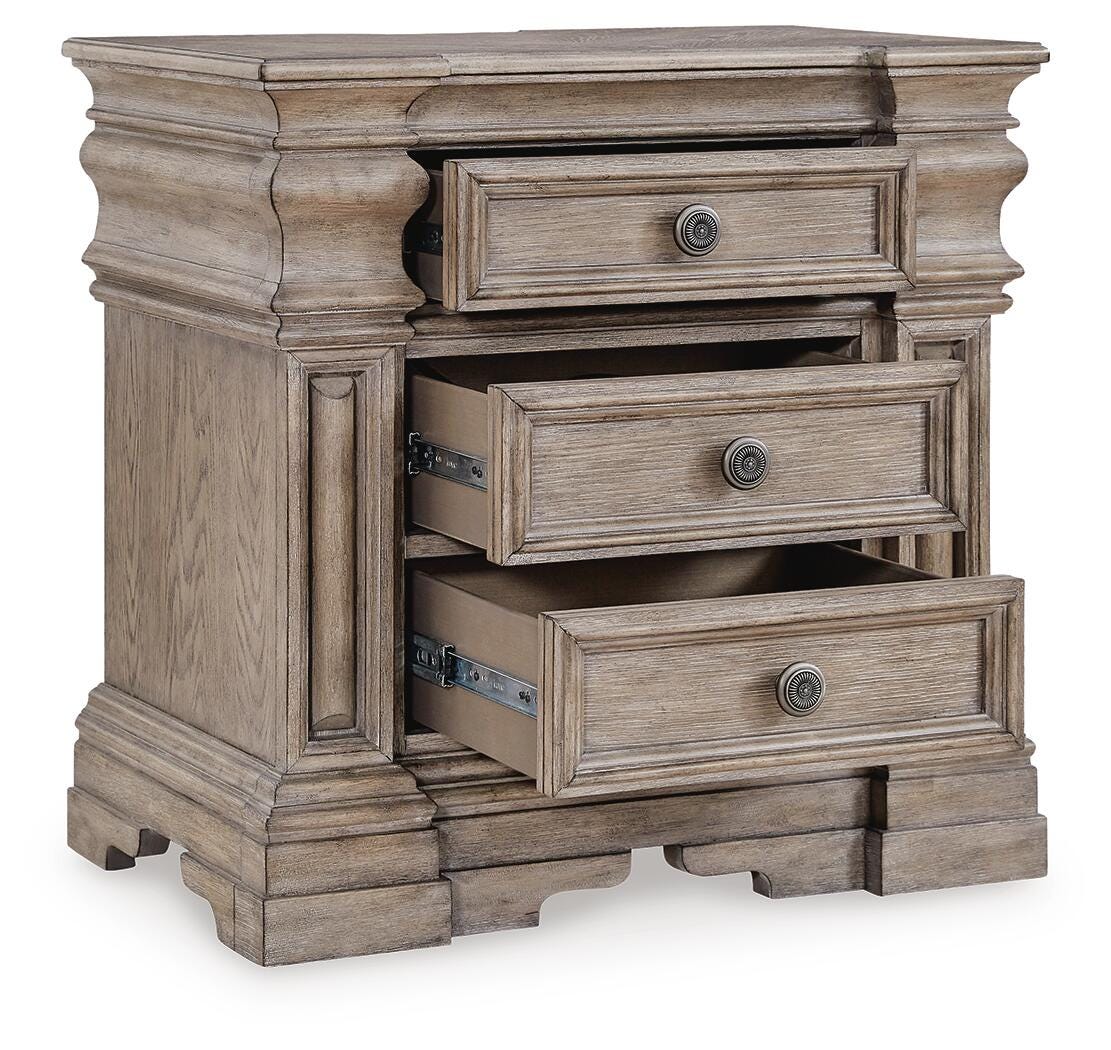Blairhurst Nightstand in Light Grayish Brown, open view