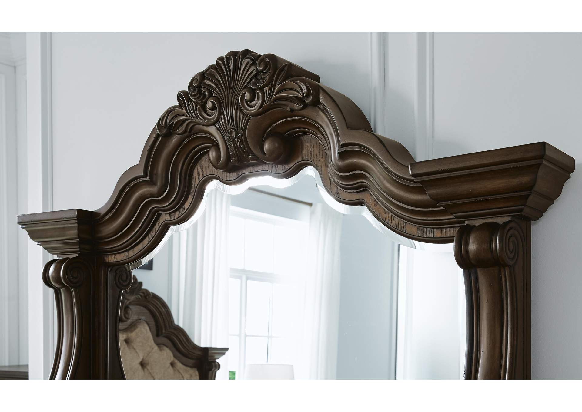 Maylee Dresser and Mirror detail