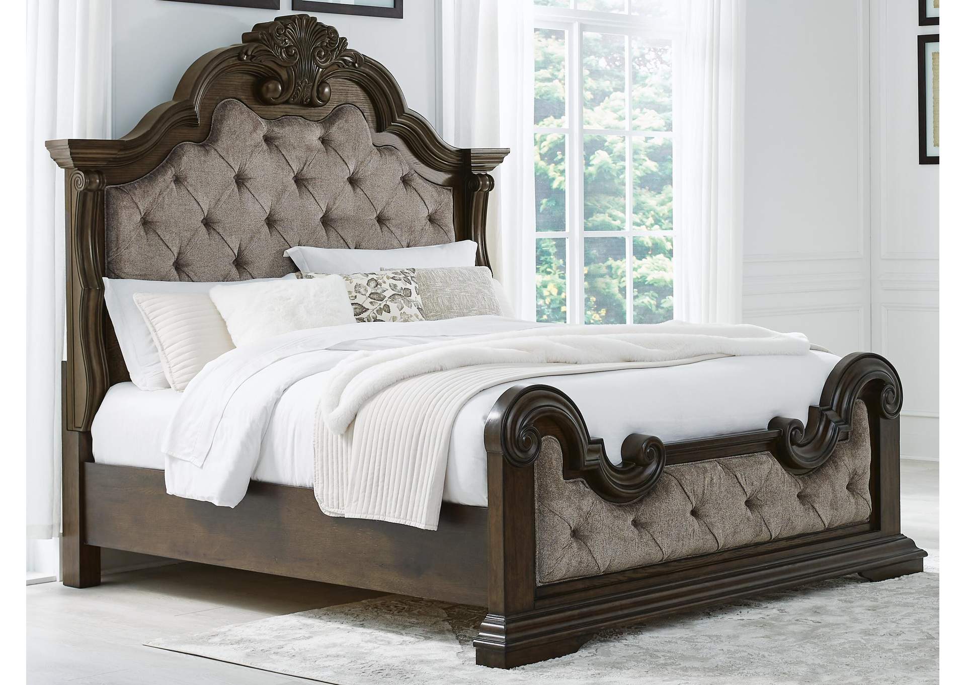 Maylee King Upholstered Bed