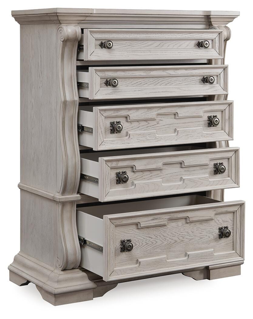 Bruchandi Chest of Drawers in Antique White, open view