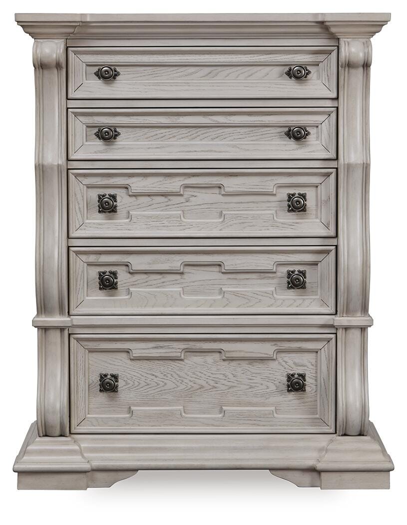 Bruchandi Chest of Drawers in Antique White, front view