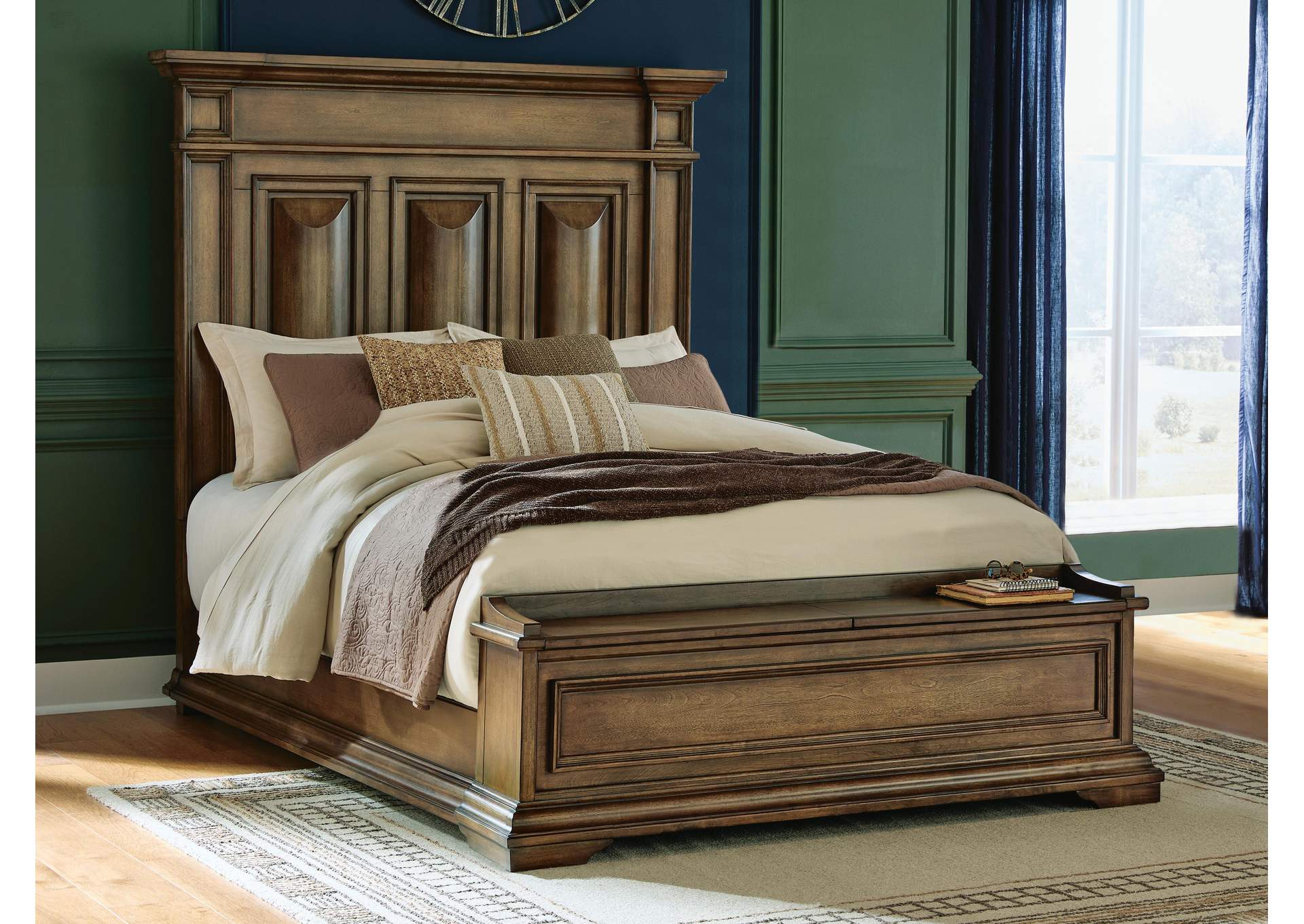 Frantanna Queen Panel Storage Bed