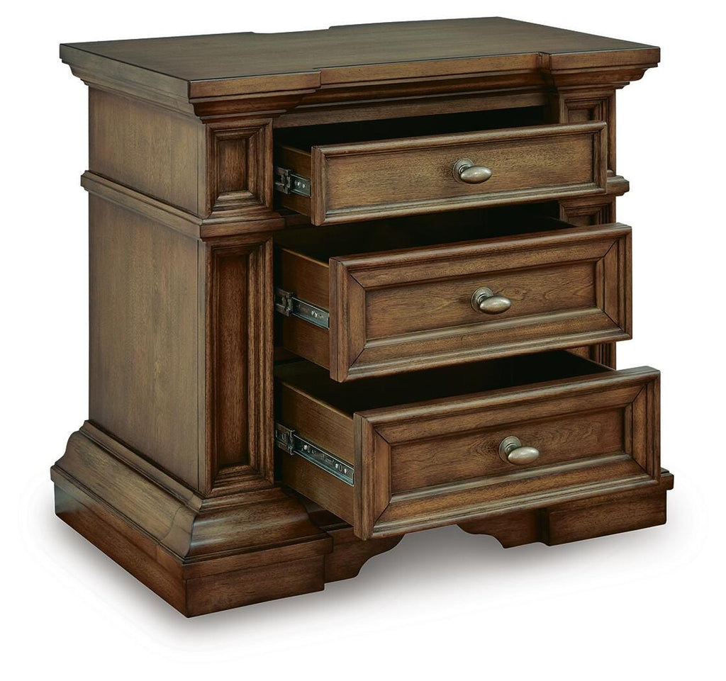 Frantanna Nightstand in Brown, open view