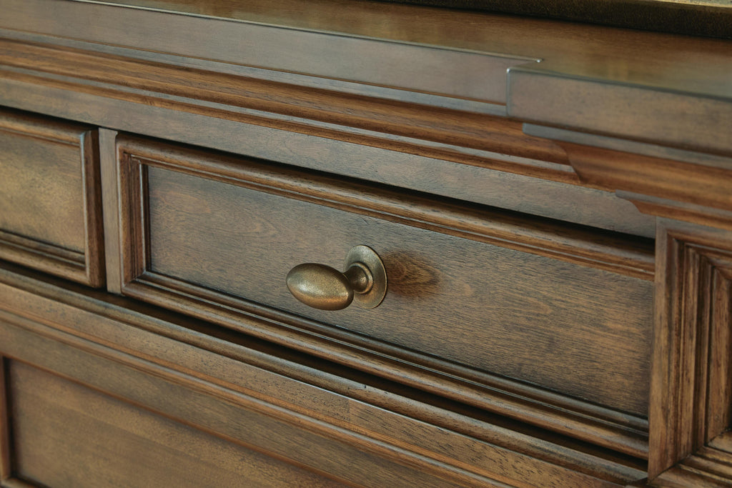 Frantanna Dresser in Brown, detail view
