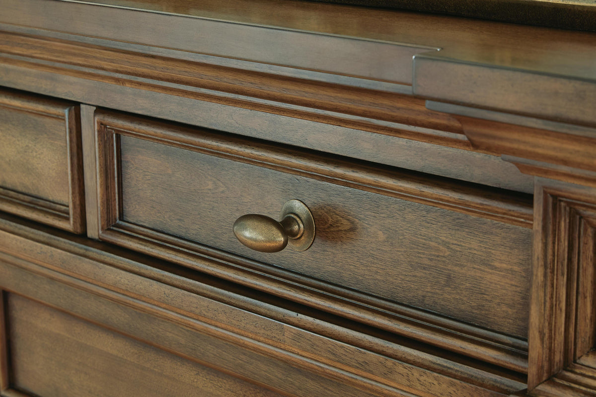 Frantanna Dresser in Brown, detail view