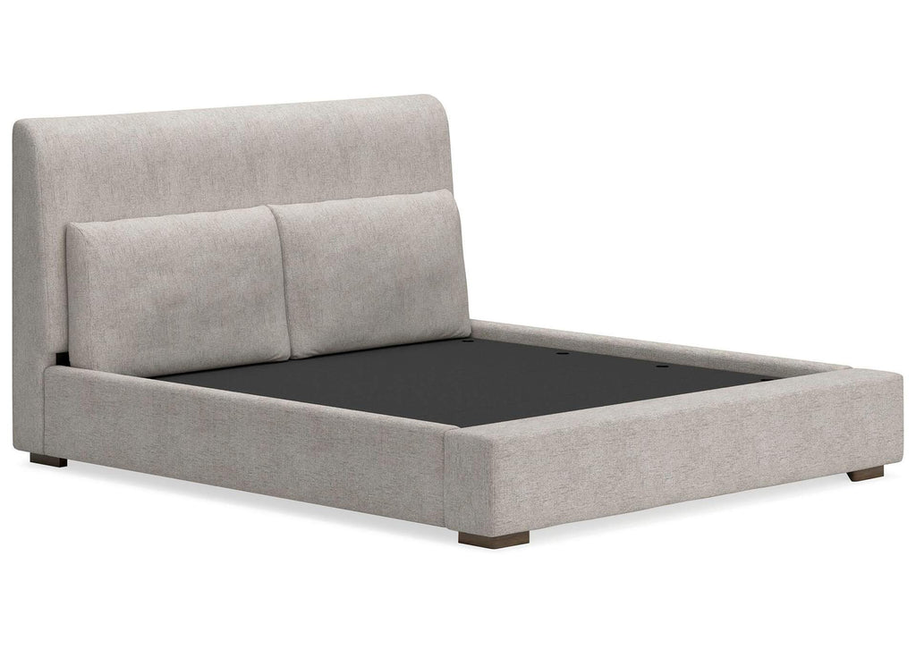 Cabalynn King Panel Bed with Dresser angled view