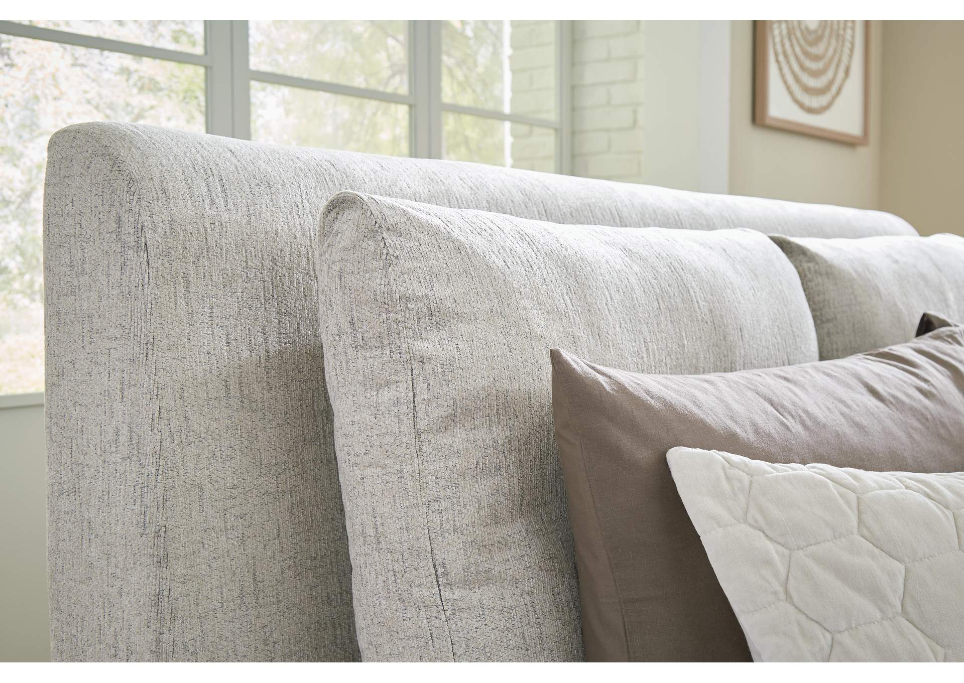 Cabalynn King Upholstered Bed with Mirrored Dresser and Chest detail