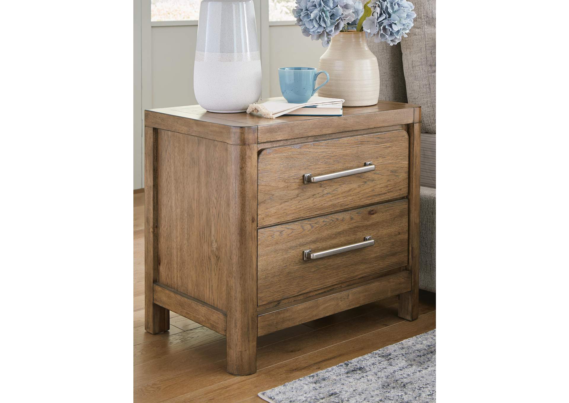 Cabalynn California King Panel Bed with Dresser and Nightstand