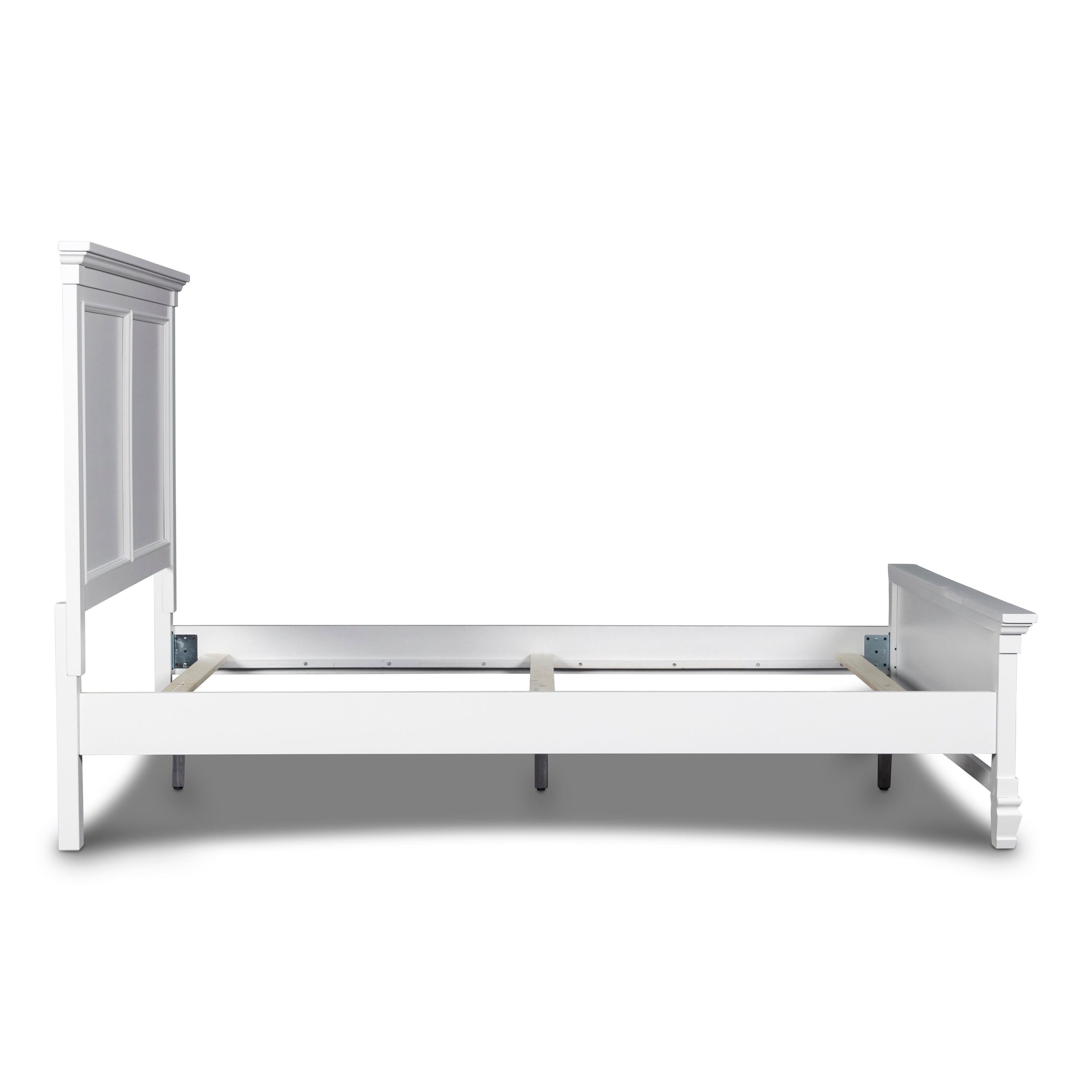 Tamarack Full Bed - White