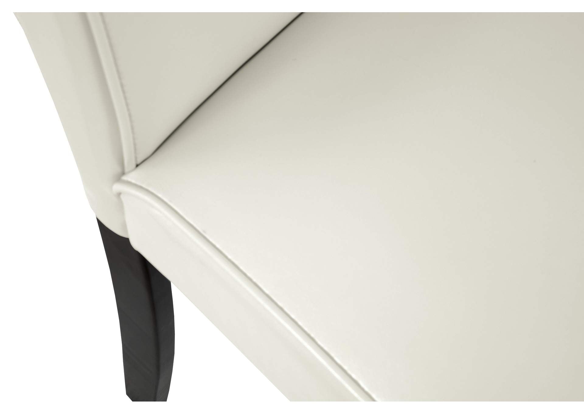 Kimonte Dining Table and 4 Chairs detail