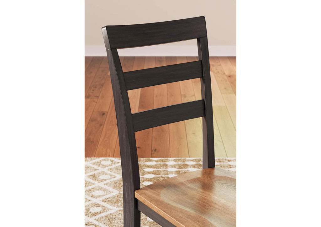 Gesthaven Dining Table and 2 Chairs detail
