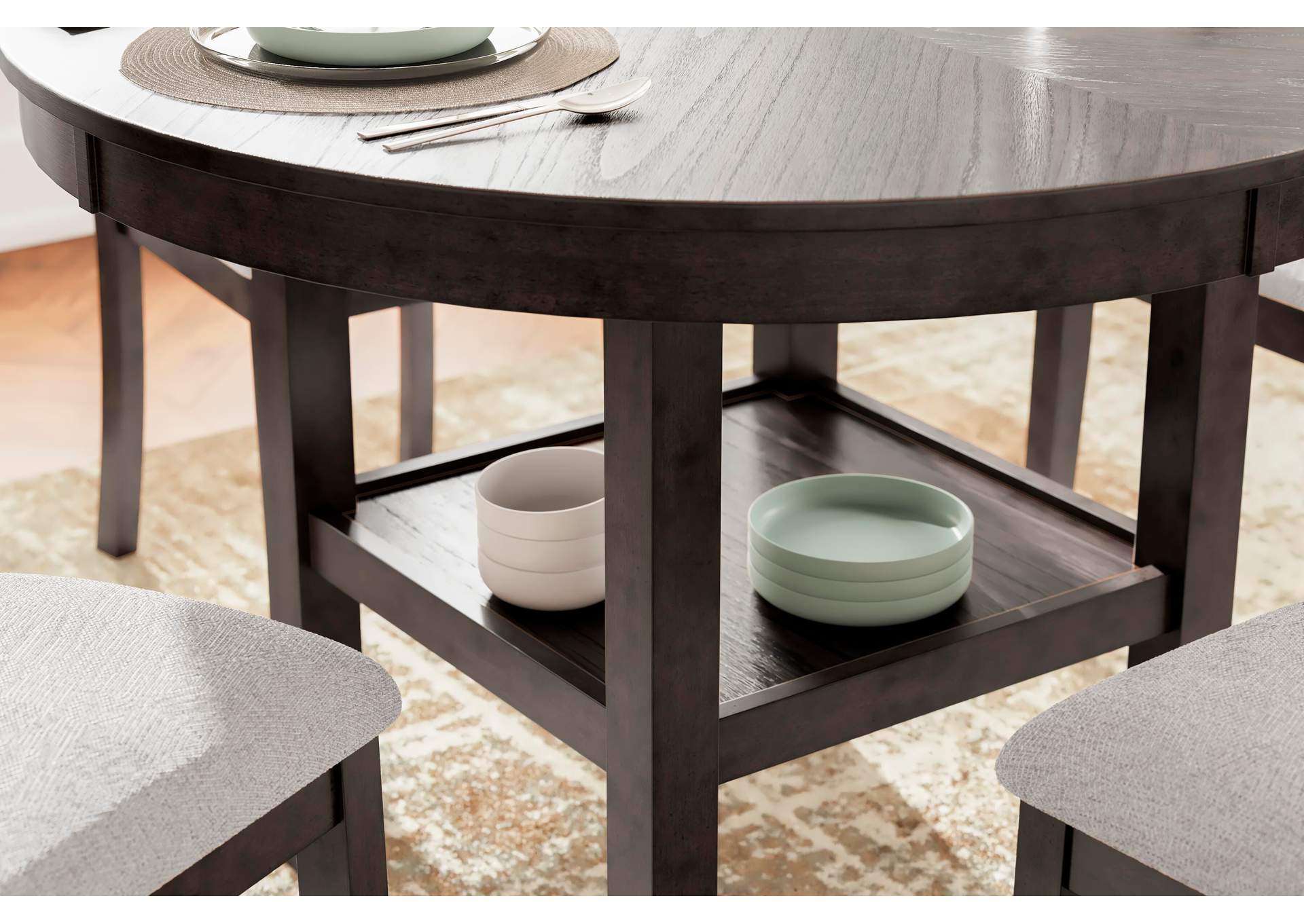 Langwest Dining Table and 4 Chairs (Set of 5) detail