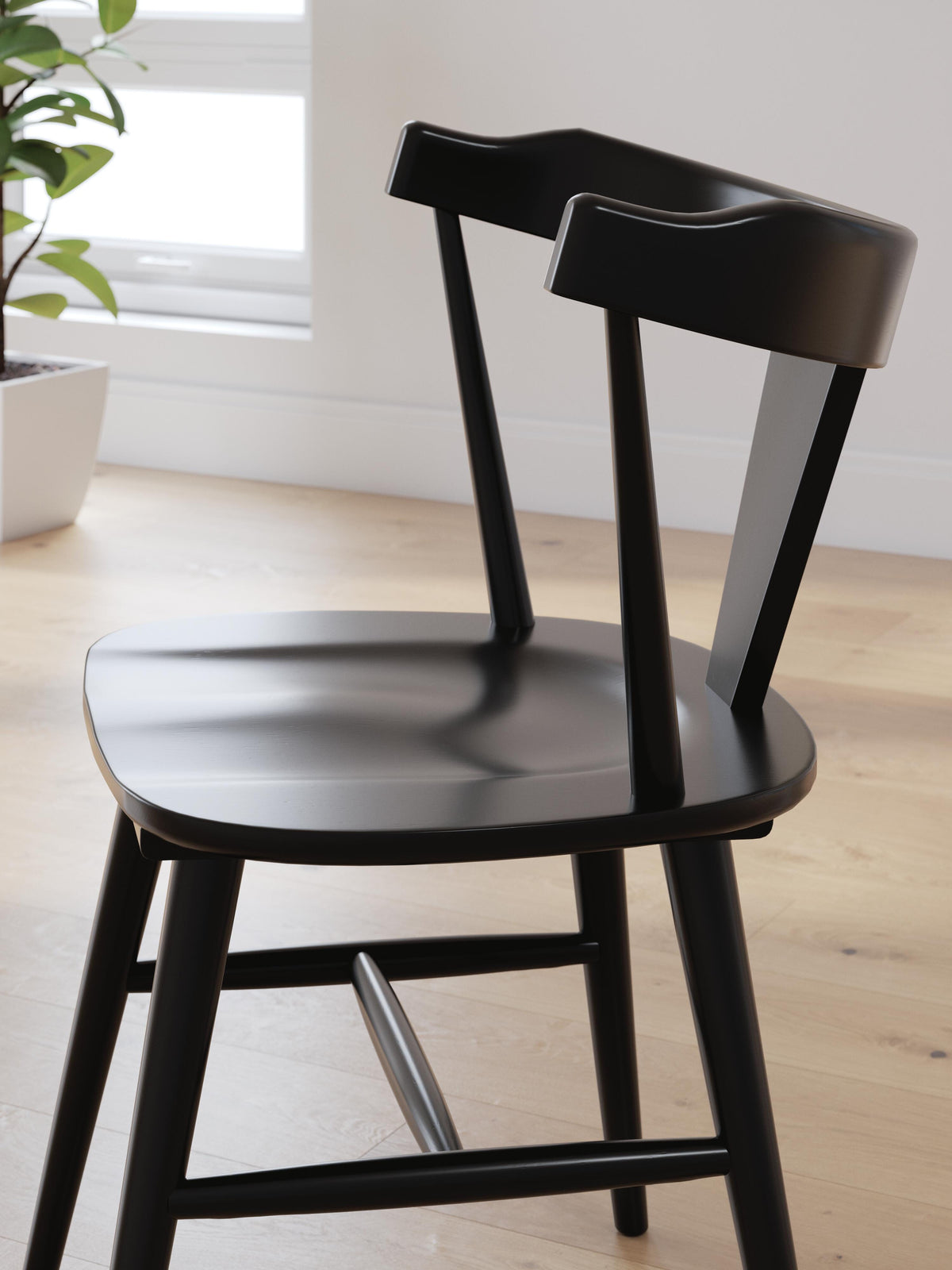 Gretlynn Dining Chair in Black, detail view