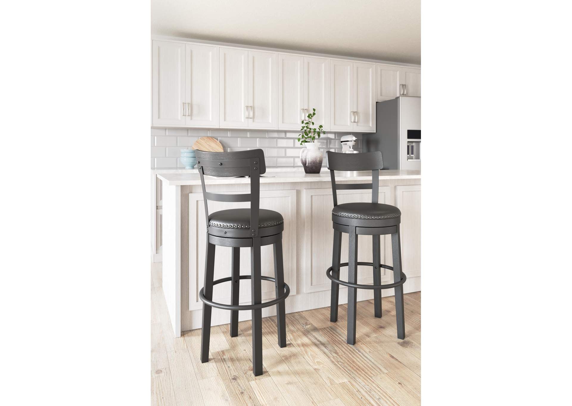 Valebeck Bar Height Bar Stool (Set of 2)