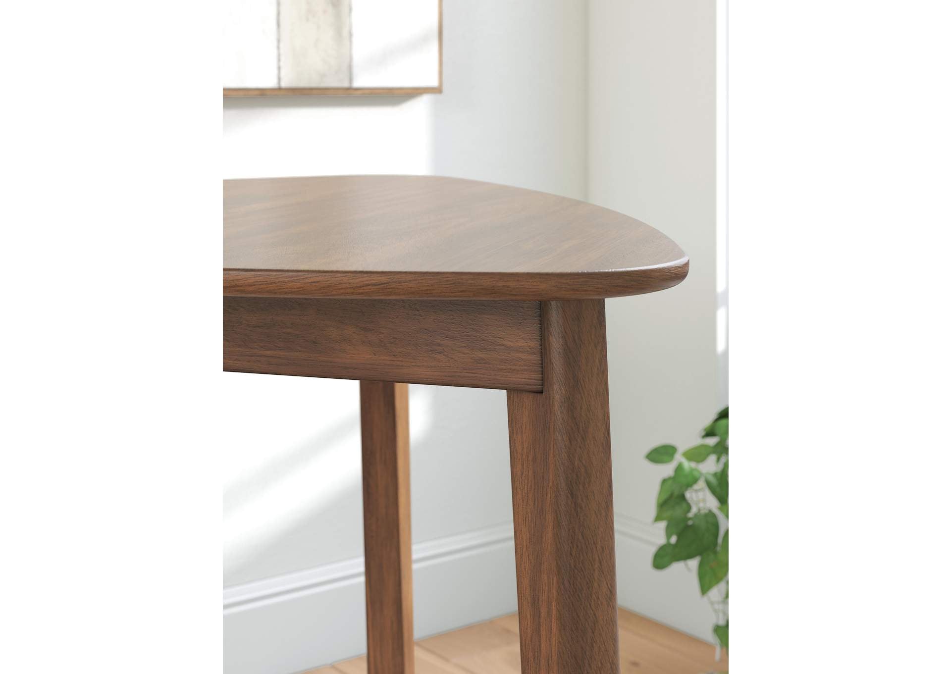 Tameride Dining Table detail
