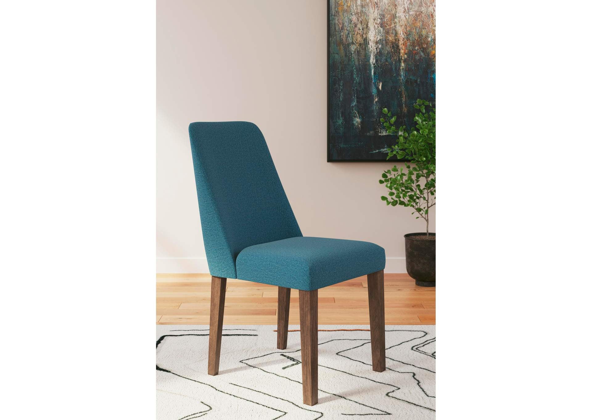 Lyncott Extendable Dining Table and 4 Chairs