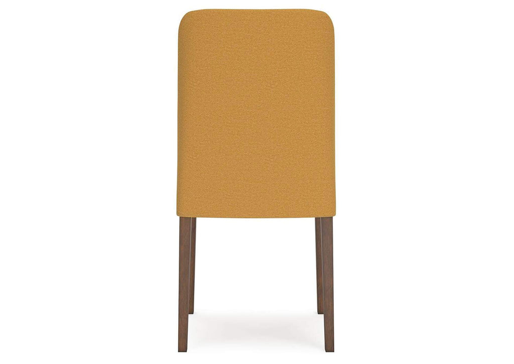 Lyncott Extendable Dining Table and 4 Chairs