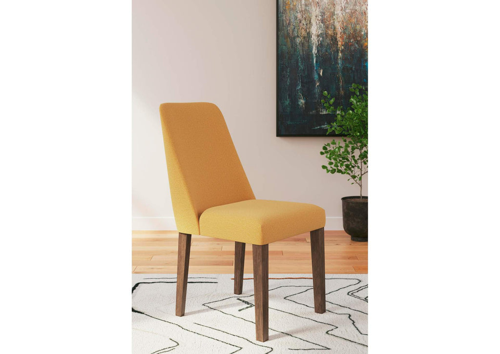 Lyncott Extendable Dining Table and 4 Chairs