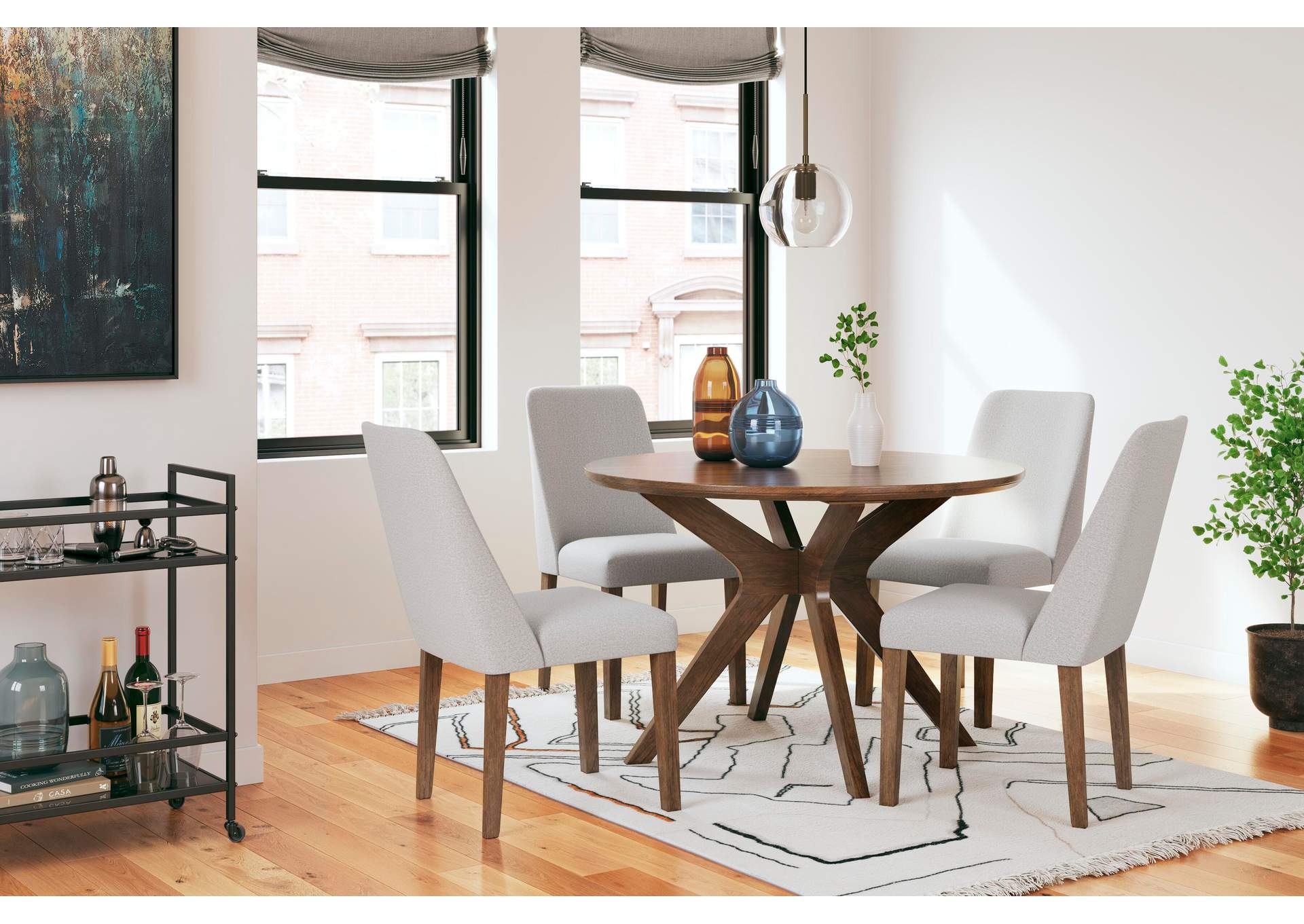 Lyncott Extendable Dining Table and 4 Chairs