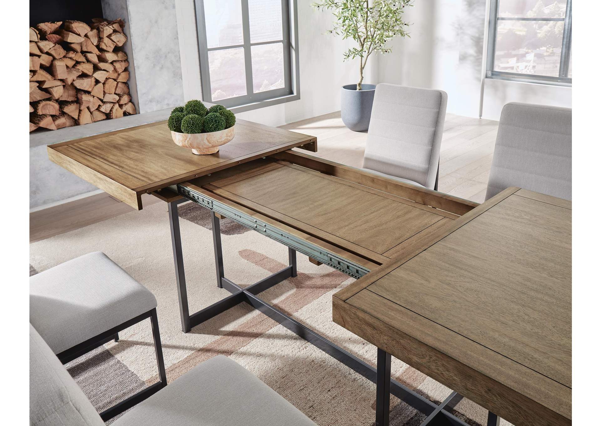 Tomtyn Dining Table and 6 Chairs