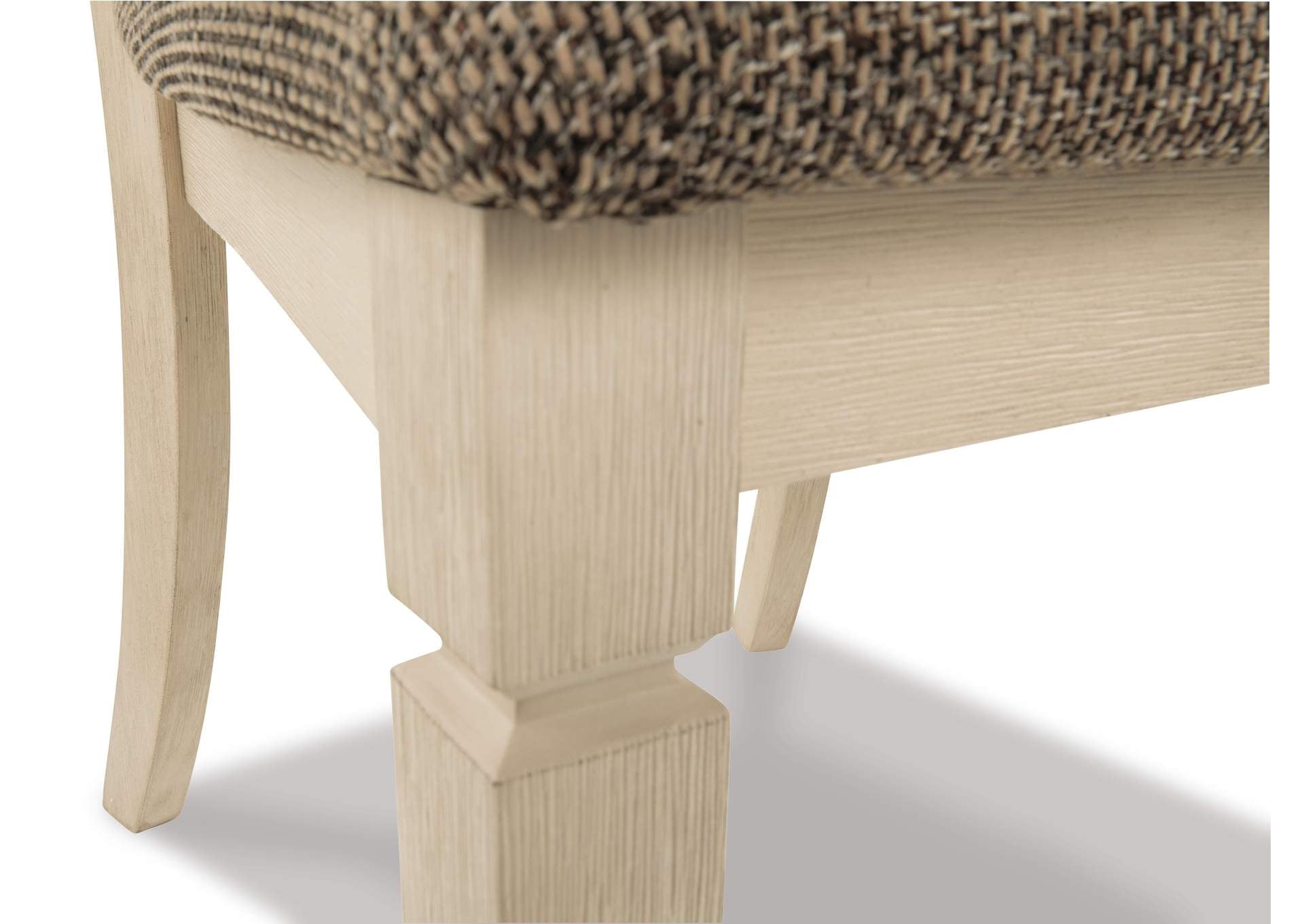 Bolanburg Dining Chair (Set of 2) detail