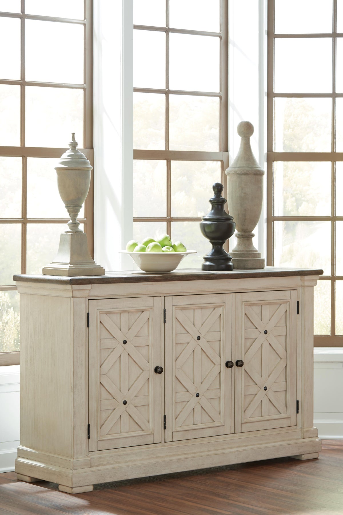 Bolanburg Dining Server in Two-tone, alternate view 3