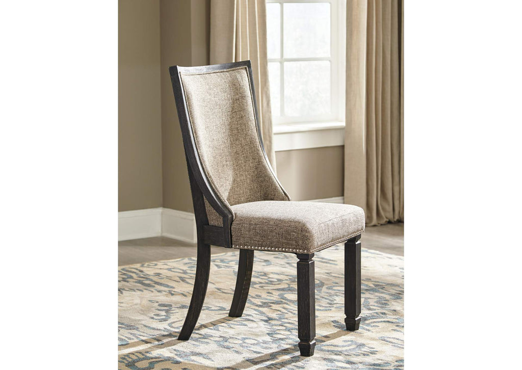 Tyler Creek Dining Table and 6 Chairs