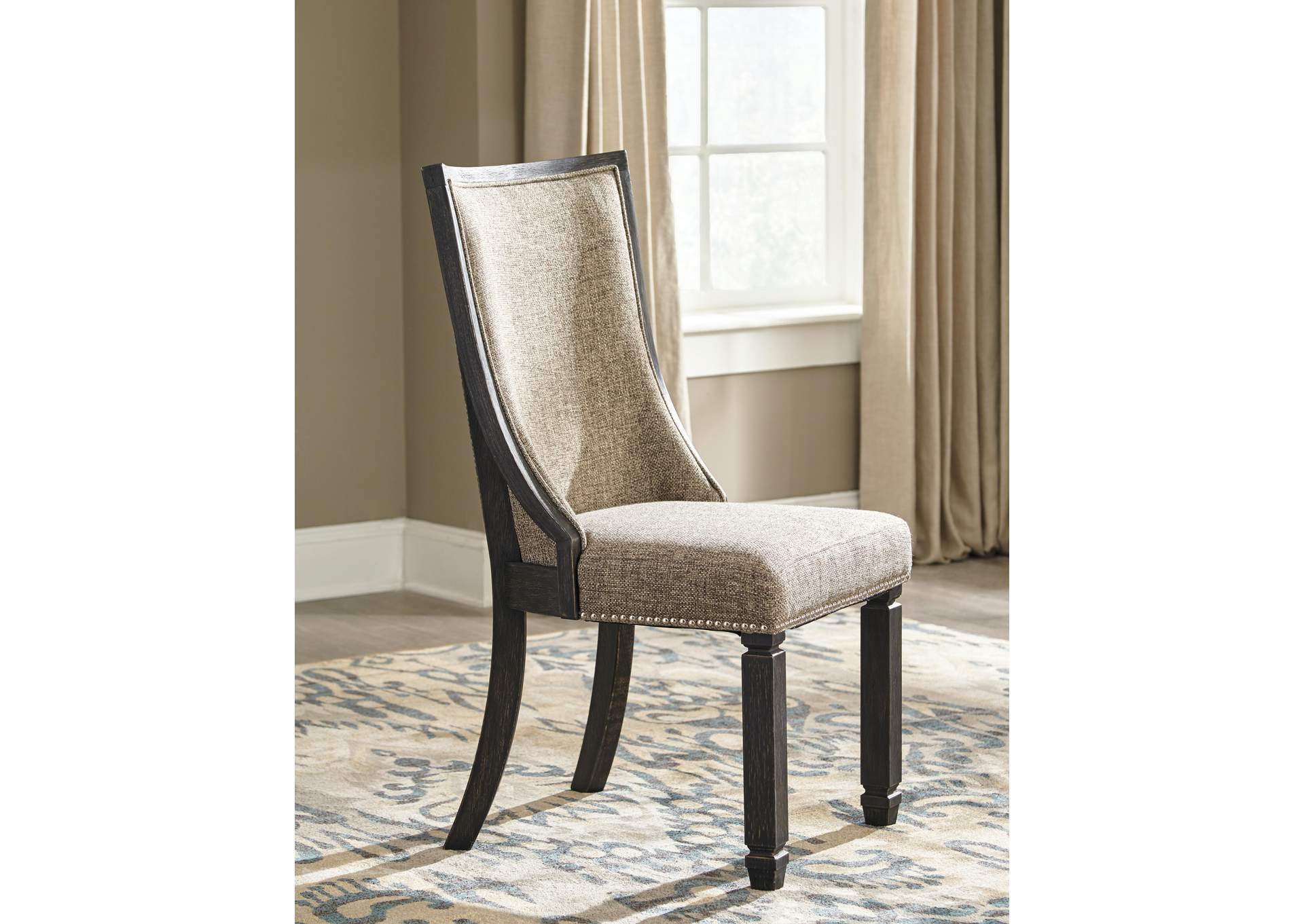 Tyler Creek Dining Table and 6 Chairs