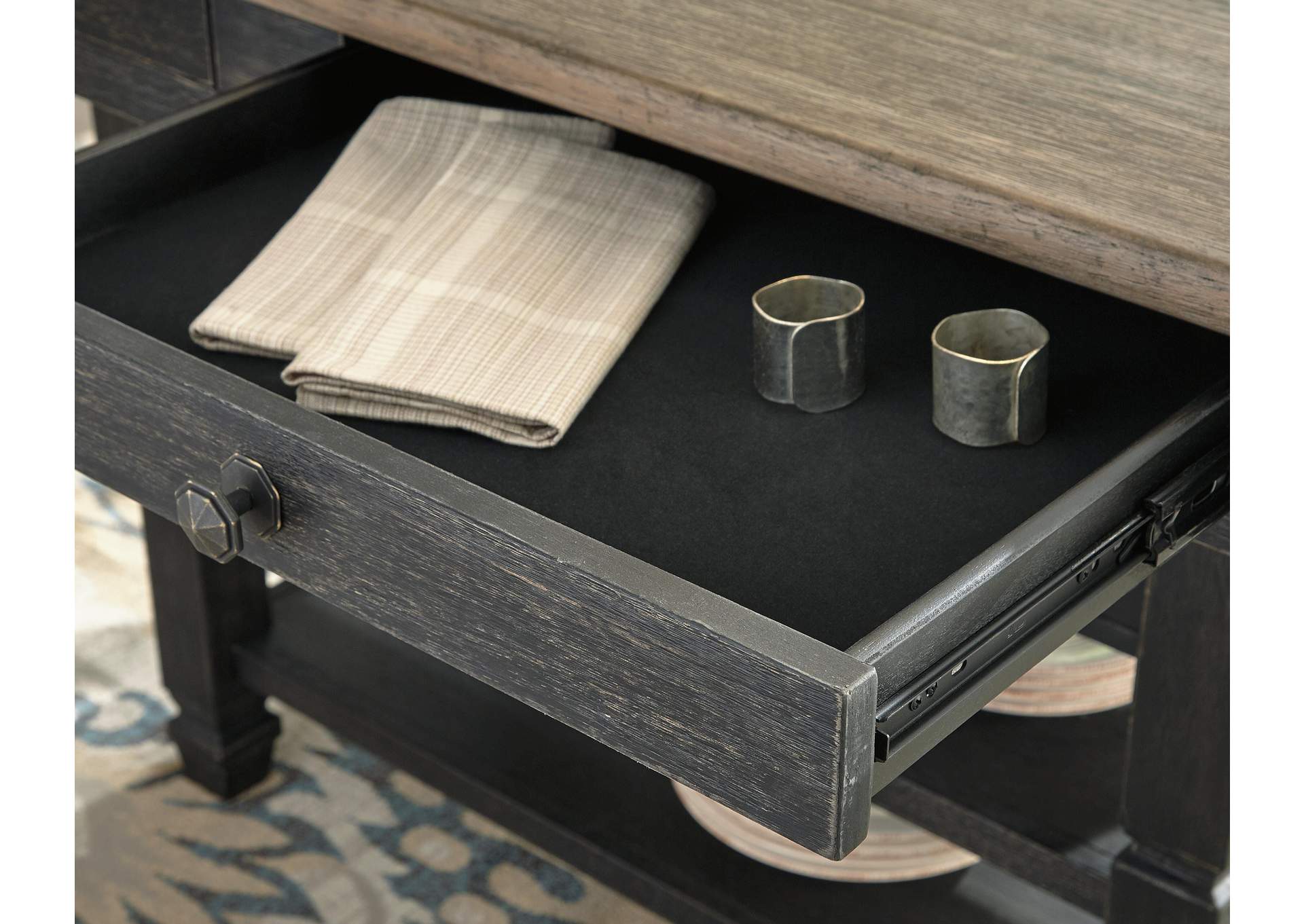 Tyler Creek Counter Height Dining Table and 4 Barstools and Bench detail