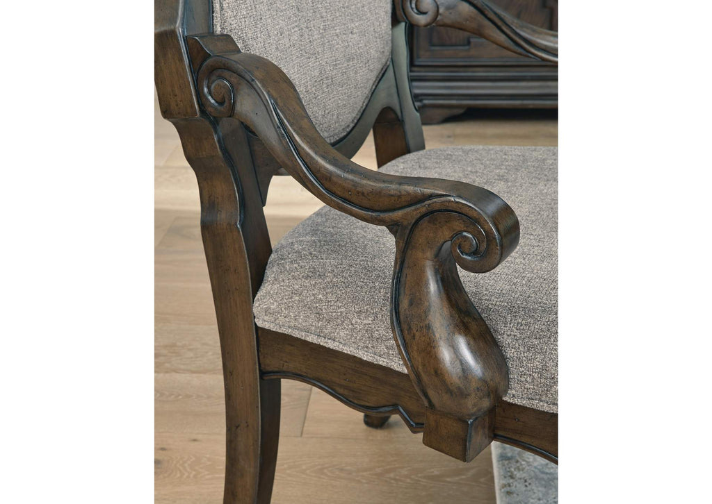 Maylee Extendable Dining Table and 4 Chairs and Bench with Storage detail