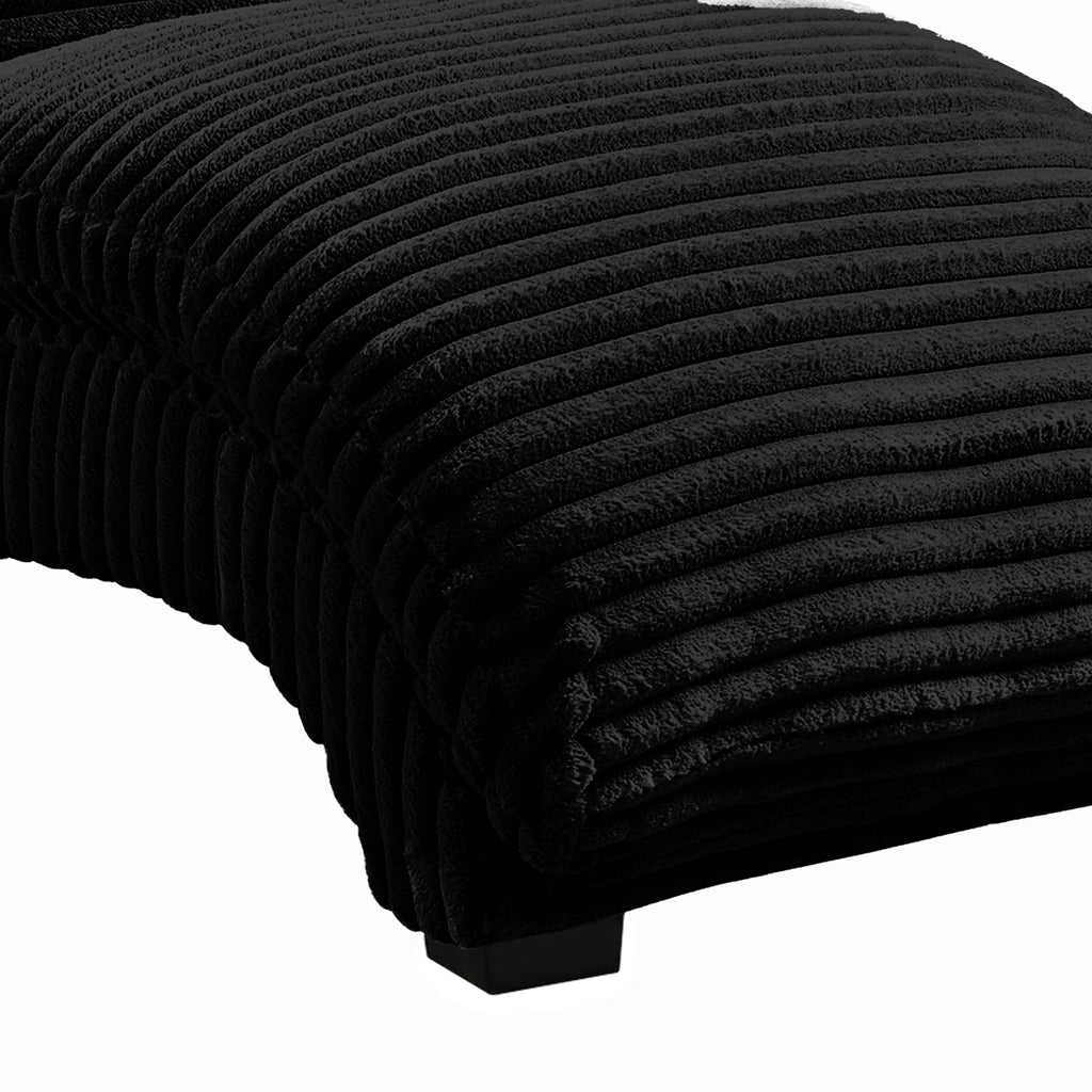 Dominick Ii Chaise In Masis Black